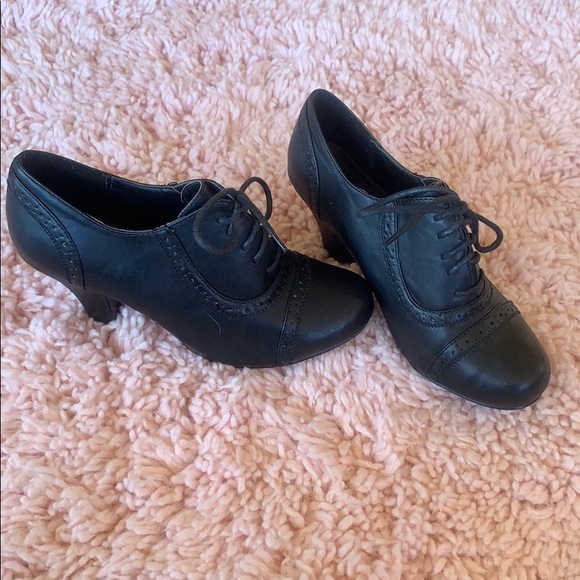 Pump Booties - Picture 2 of 5